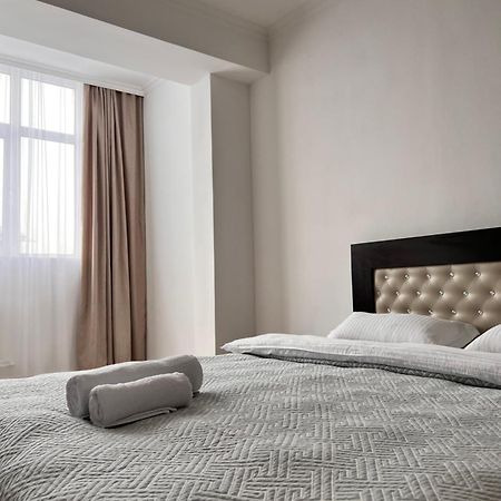 Hyat Apartment Bishkek Bagian luar foto