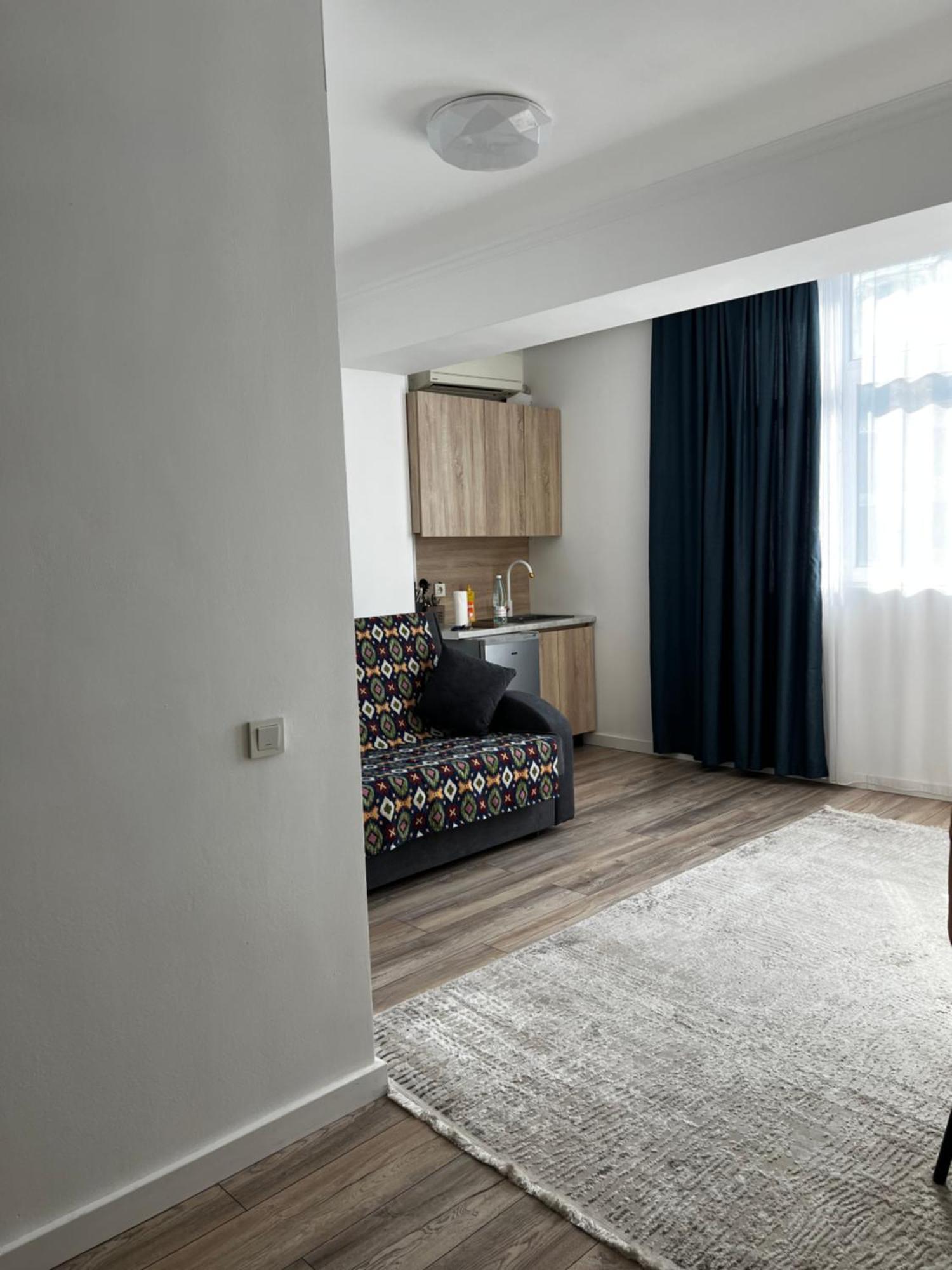 Hyat Apartment Bishkek Bagian luar foto